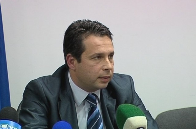 Коледни подаръци за децата на загиналите полицаи