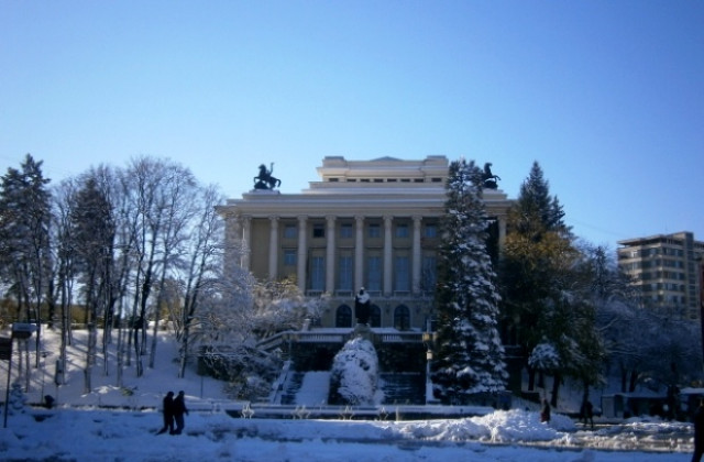 Коледен празник на площад „Възраждане”