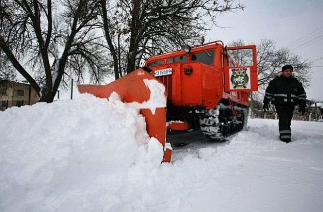 Следят изкъсо снегопочистващите фирми, плащат само при свършена работа