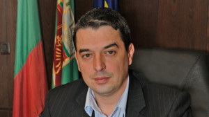 Празнично приветствие на кмета на Г Оряховица инж Добромир Добрев