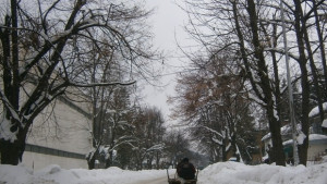 Облачно слаб снеговалеж