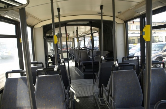 Пенсионерка пострада в автобус на градския транспорт