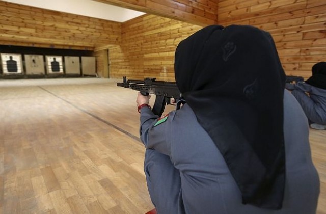 Афганистанска полицайка уби американски съветник в управлението в Кабул