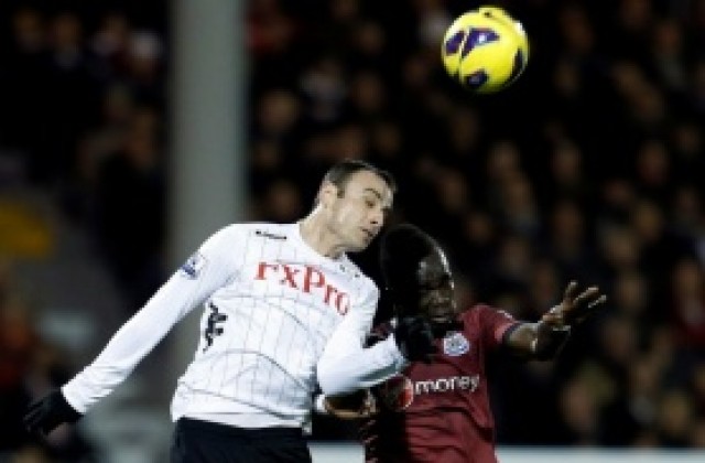 Келвин Дейвис: Бербатов май не вкарва много през тази година?