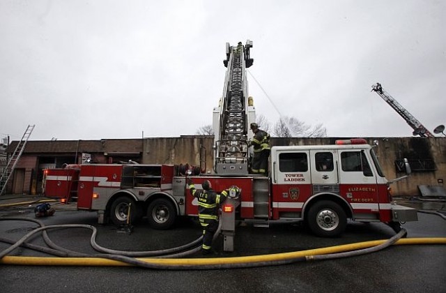 Двама пожарникари бяха убити в САЩ