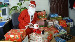 Дарителка от Германия зарадва близо 100 деца