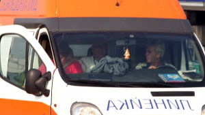 БМВ се заби в стълб на тролейбусната мрежа