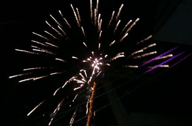 Ясно и тихо време в новогодишната нощ