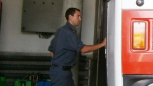 Разследват пожар във Фолксваген Лупо