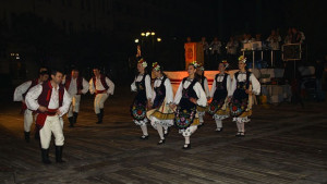 Музика танци и подаръци за видинчани в Новогодишната нощ