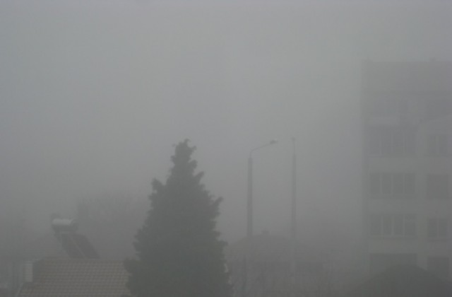 Ограничена видимост заради мъгла