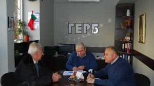 12 съвместни приемни на депутати от ГЕРБ през 2012 г