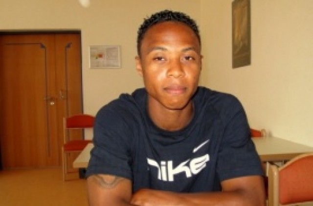 Мюлдер и Левски сядат на нови преговори, холандецът иска да остане