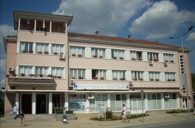 12 младежи ще стажуват шест месеца в Община Лясковец