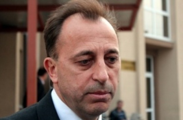 ЦСКА преговаря с 2 треньорски екипа