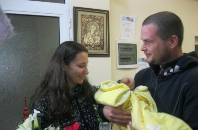 Юбилейна монета за бебето на 2013 г. от кмета на Дупница