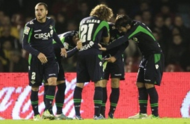 ВИДЕО: Бетис диша във врата на Малага и Реал след труден успех над Сарагоса