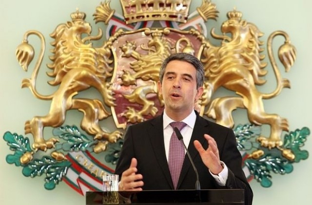 Президентът сам писал речта си, но не отговарял за визуализацията