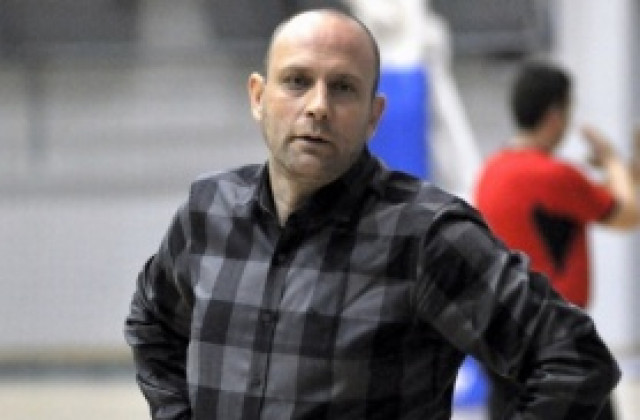 Спонсорите в баскетбола ще дойдат с резултатите, убеден е селекционерът Папазов