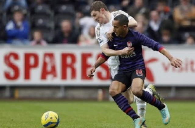 ВИДЕО: Суонси и Арсенал ще преиграват за ФА Къп след спектакъл на Либърти