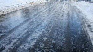 Пътищата на места заснежени нахлува студен въздух