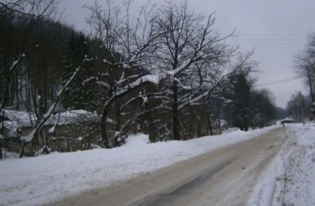 21 машини работят за почистване на улиците в Габрово