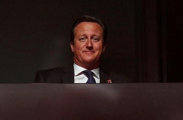 Камерън обмисля да създаде пречки за българите на Острова