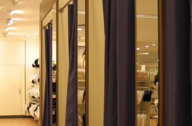 Испански магазин дава бонус на клиенти по бельо