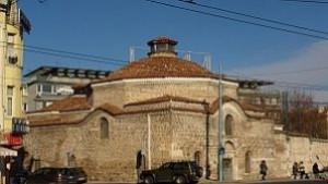 Баня Старинна в Пловдив става Център за съвременно изкуство