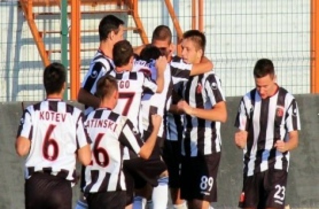 Локо Пд с контроли срещу беларуси, чехи, руснаци и поляци