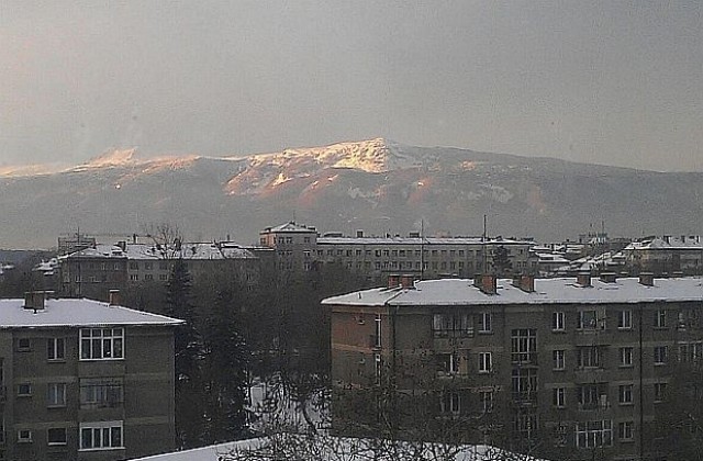 Много студено, но без температурни рекорди тази сутрин