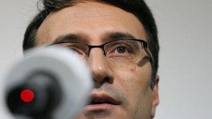 Някой трябва да обясни логиката на въпроса за референдума смята