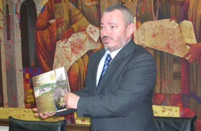 Канят 50 ректори за половинвековния юбилей на ВТУ