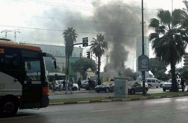 Автомобилът на престъпен бос бе взривен в центъра на Тел Авив