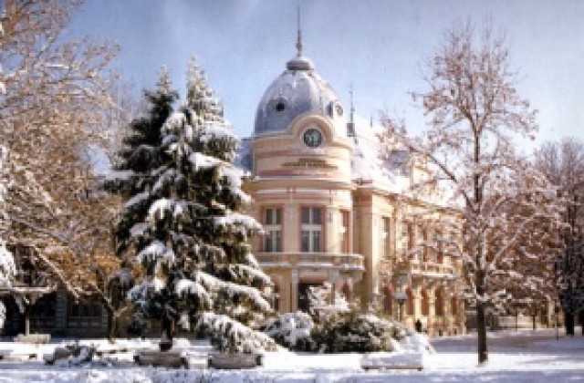 Изложба за Шарл Перо в библиотеката