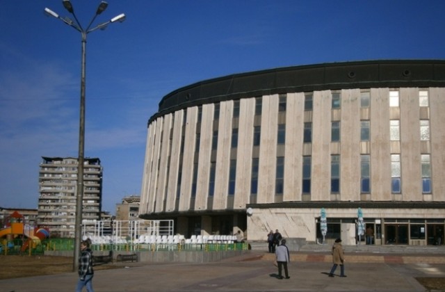 Контрола между националите по футзал на България и Румъния