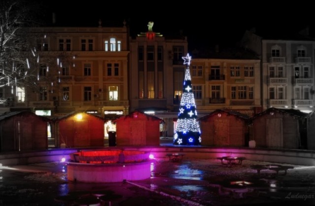 90 снимки в коледния конкурс на общината