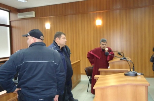 Пуснаха на свобода срещу 3000 лв. тартора на иманярите в Хисар