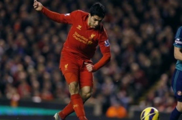 Бивш шеф в Ливърпул: Ще бъде пълен срам за Англия, ако изгоним Суарес