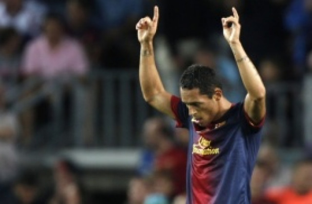 Адриано поднови тренировки с Барселона