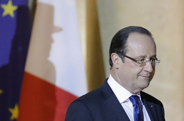 Оланд затяга сигурността във Франция заради закани