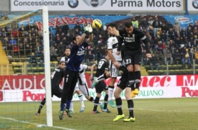 ВИДЕО: Ювентус с нова грешка, Лацио и Наполи върнаха интригата за титлата