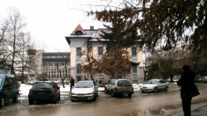 Полиция и общинари в акция срещу автомобилите по тротоарите