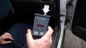 Млад шофьор катастрофира седнал пиян зад волана