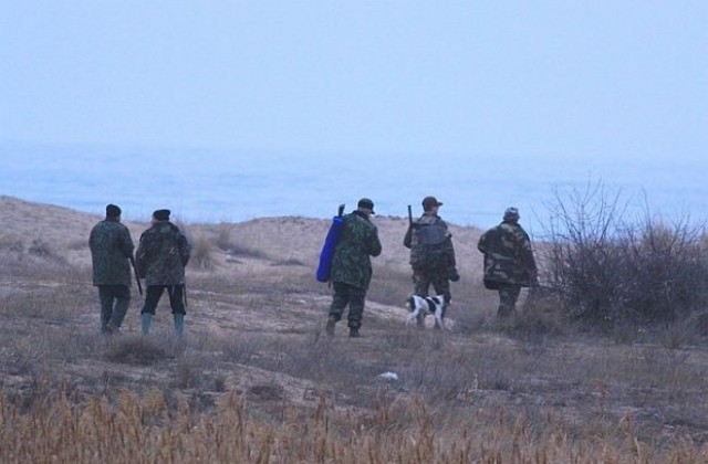 Санкционираха трима авджии в Попово, ловували пияни