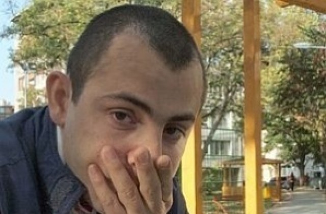 „Селски глупак” наричал съседите си „роми”, те се обиждали