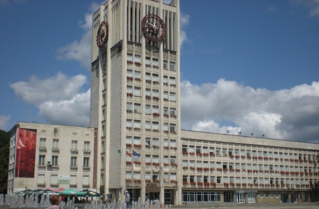 Наложиха обществено порицание на трима непълнолетни