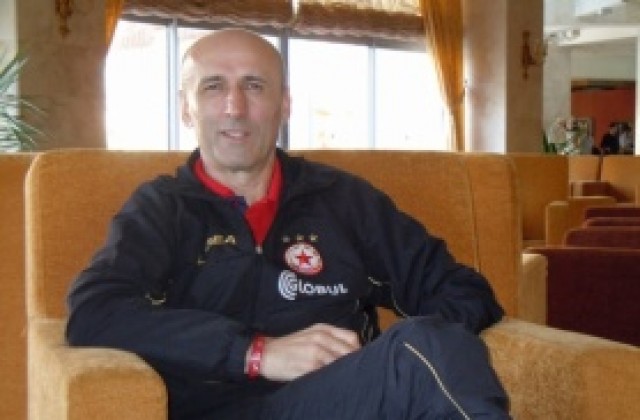 Миодраг Йешич готов да раздава юмруци за ЦСКА, не изговаря името Левски