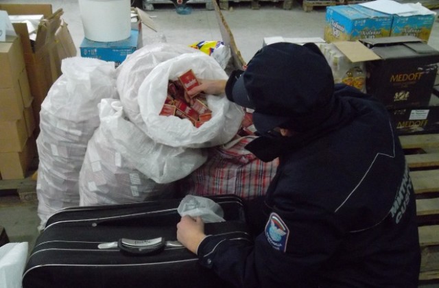 Близо 5000 кутии нелегални цигари иззе Митница Русе от началото на годината