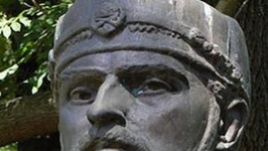 Харманлийски разбойници откраднаха паметника на велик революционер
